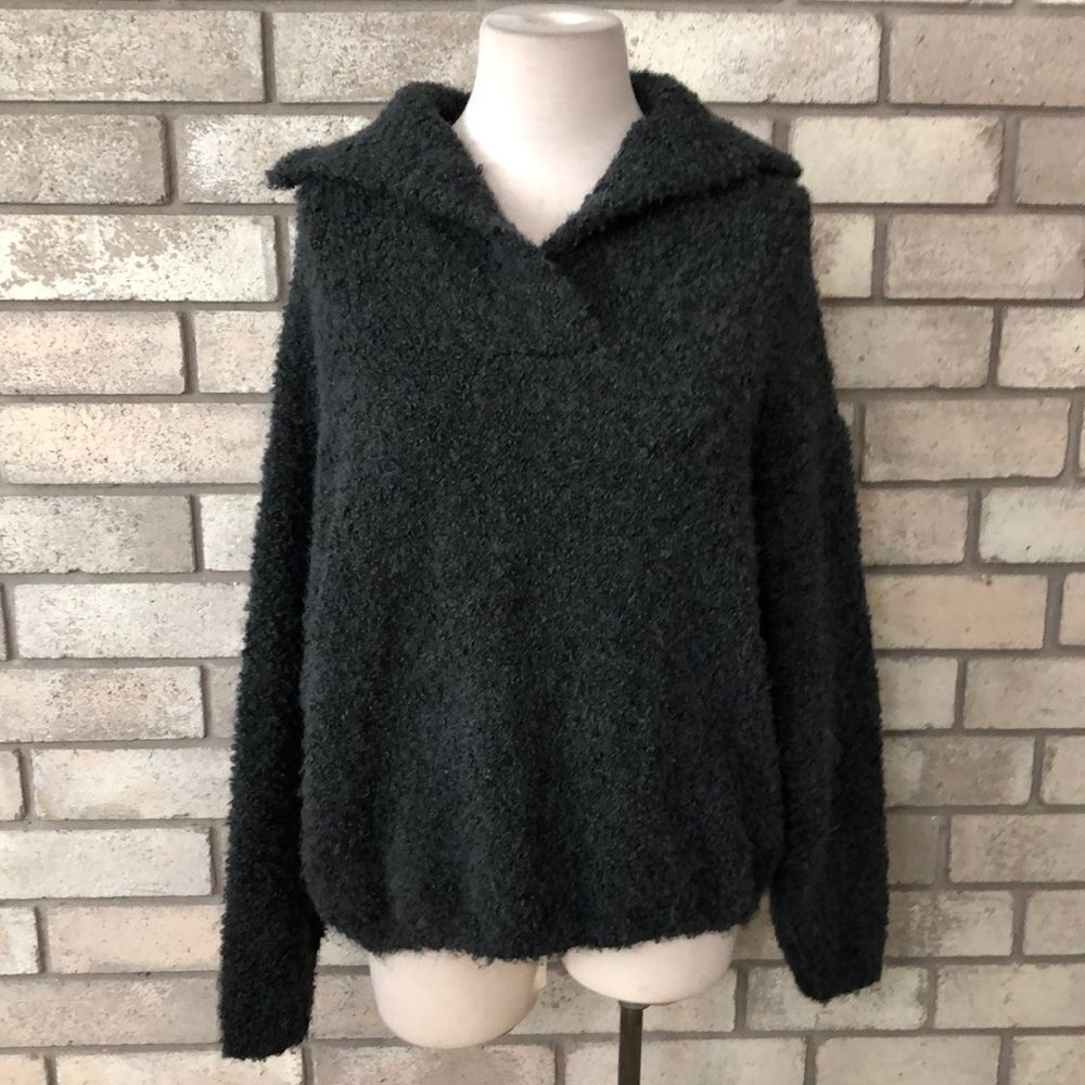 3For$20 sweater size m